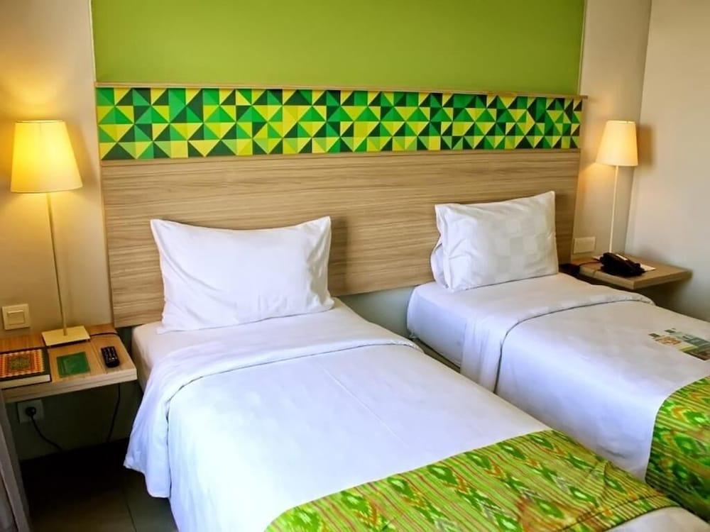 Khas Makassar Hotel Экстерьер фото